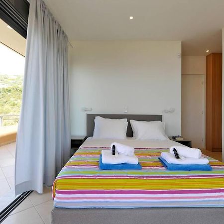 Wonderful Eco Friendly Villa Augustine Ampelo Luaran gambar