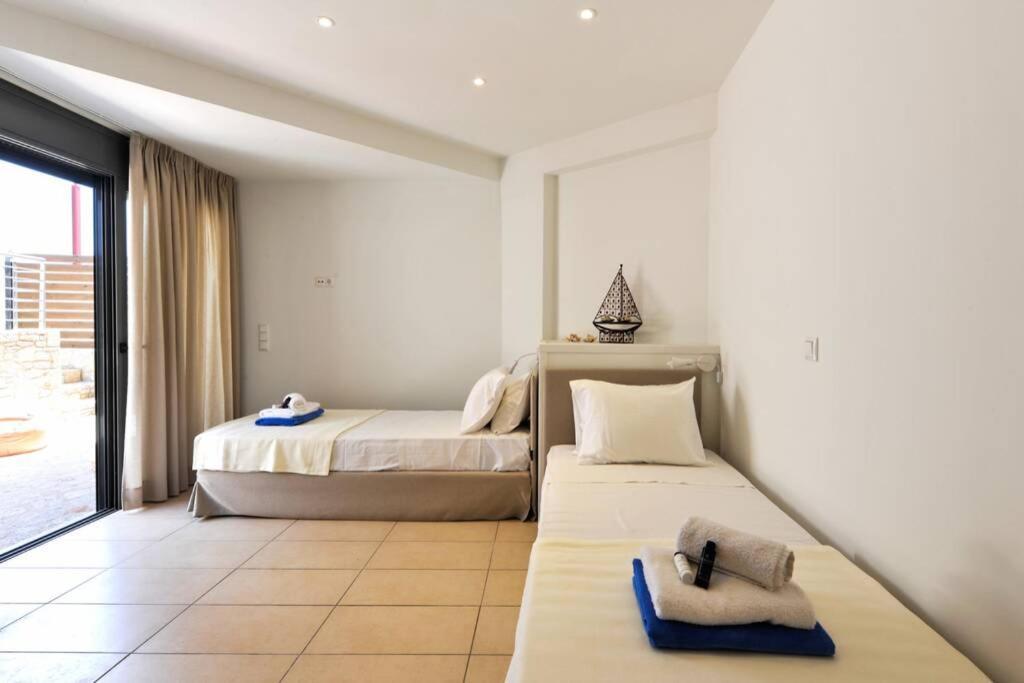 Wonderful Eco Friendly Villa Augustine Ampelo Luaran gambar
